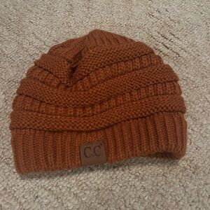 CC knit beanie rust orange